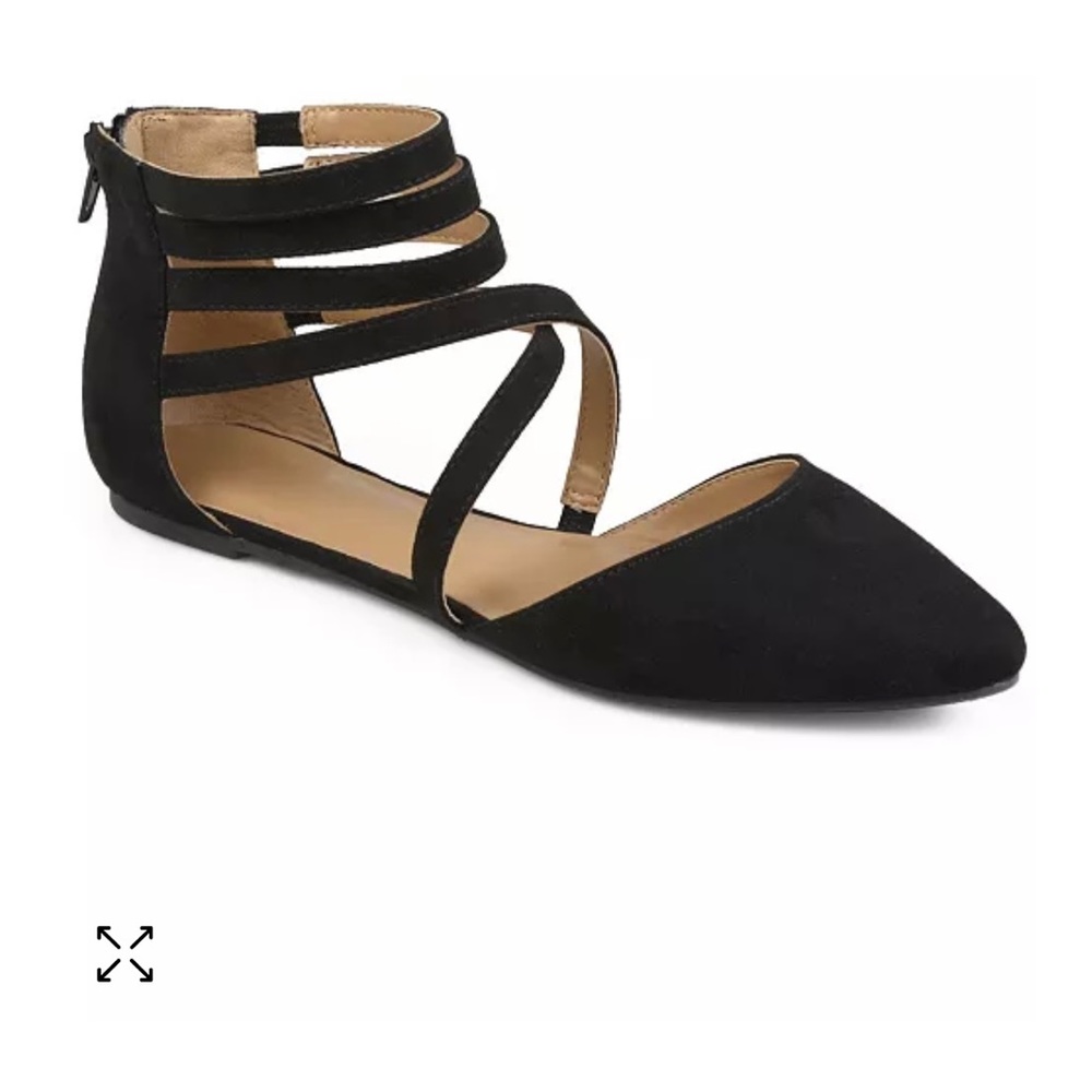 Journee collection black flats.